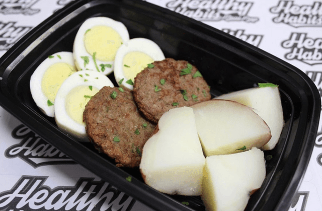 2x Eggs, Turkey Sausage, & Potatoes: 280 CAL - 11G FAT - 15G CARBS - 21G PROTEIN